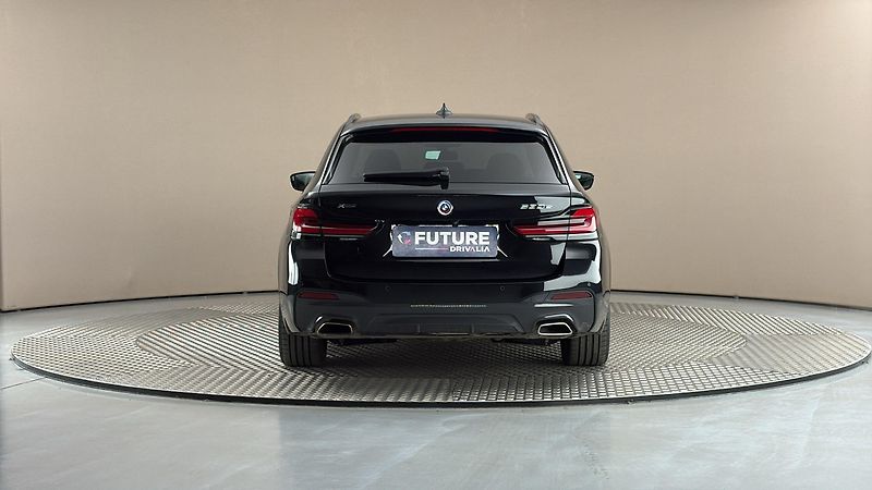 BMW Řada 5 530e AUT xDrive M-paket Tourin - fotka 5 z 30