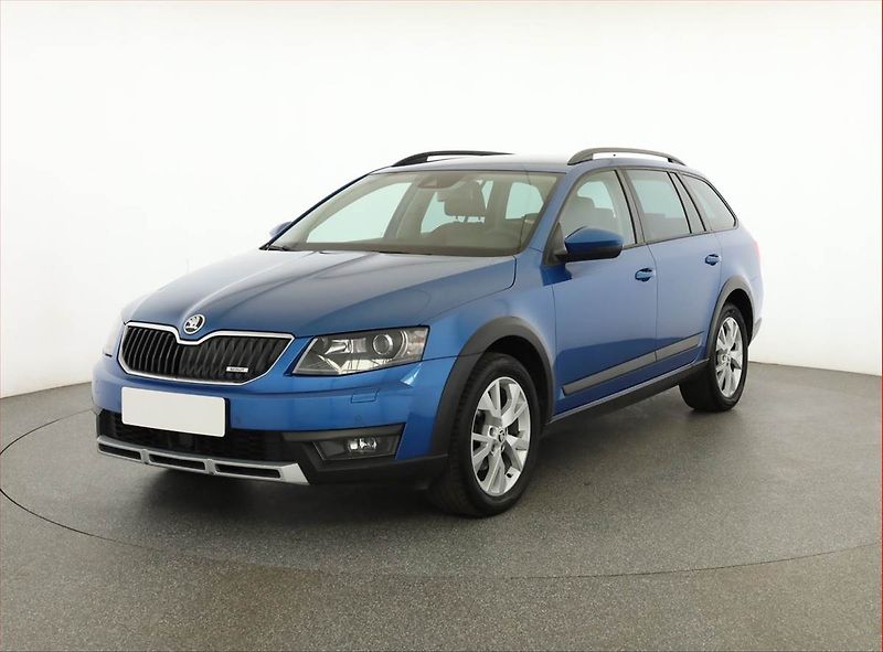 Škoda Octavia (2015) 2.0 TDI 4x4, 4X4, Serv.kniha - fotka 2 z 19