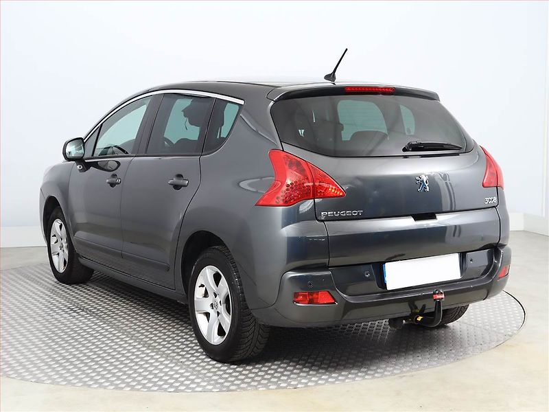 Peugeot 3008 (2012) 1.6 HDi, Serv.kniha, Navi - fotka 4 z 17