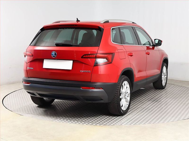 Škoda Karoq (2018) Style 1.6 TDI, Serv.kniha - fotka 5 z 20