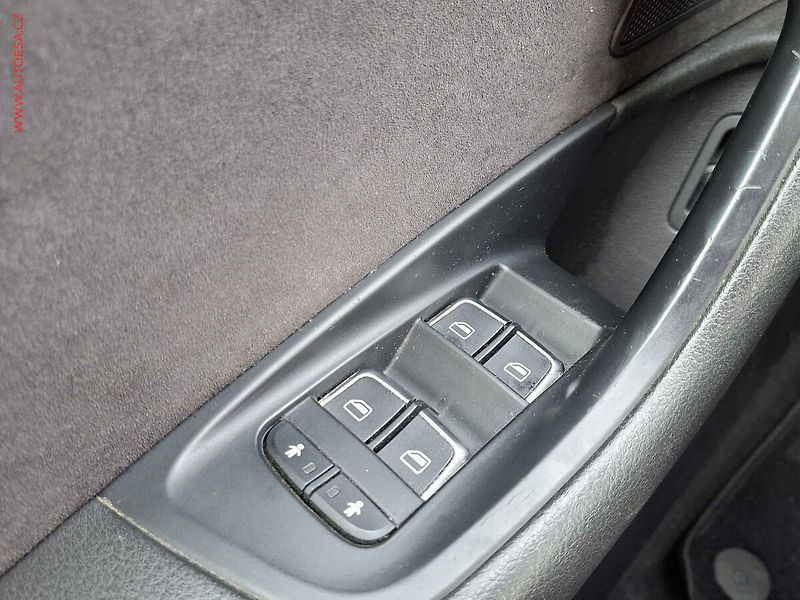 Audi A6 Allroad (2013) 3.0TDi quattro, ČR, AT, LED - fotka 12 z 21