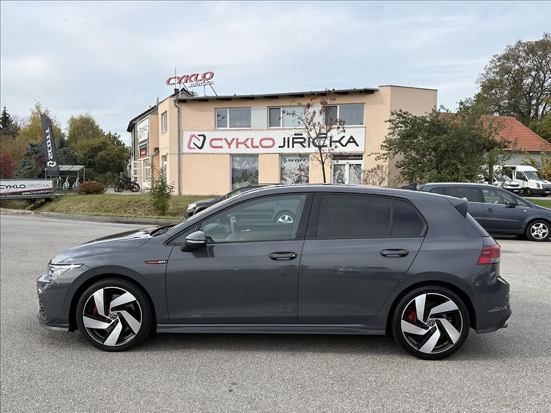 Volkswagen Golf 2,0 GTI 180kW Matrix,Panor,ACC - fotka 54 z 56