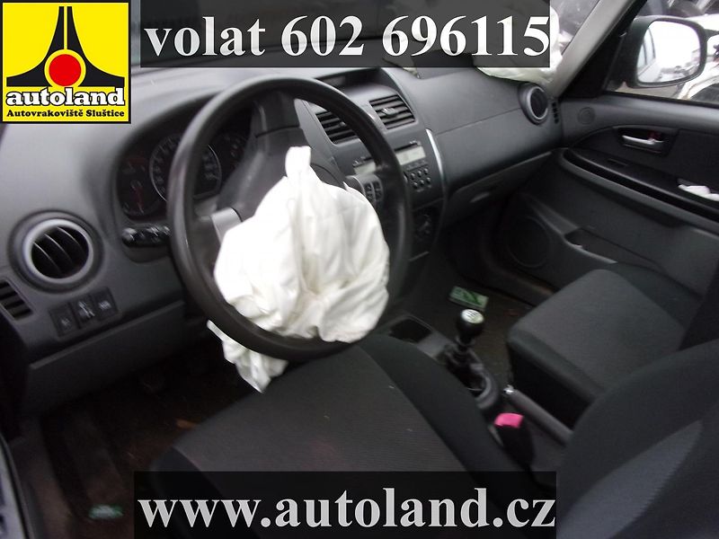 Suzuki SX4 (2006) VOLAT 602 696115 - fotka 5 z 8