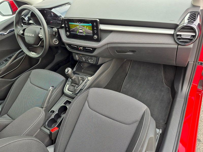 Škoda Fabia (2025) Selection 1.0 TSI 70 kW - fotka 21 z 25