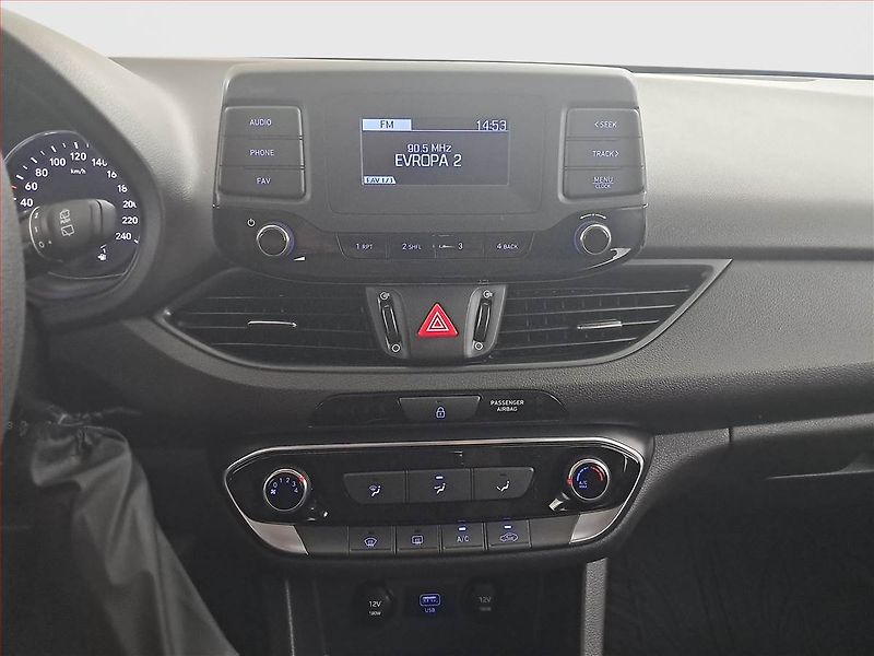 Hyundai i30 (2020) 1.5 DPI, ČR,1.maj, Serv.kniha - fotka 12 z 14