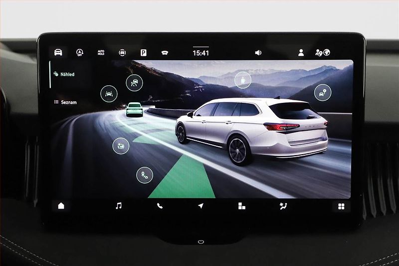 Škoda Superb (2025) 2.0 TDI, Sportline, Navigace - fotka 17 z 20
