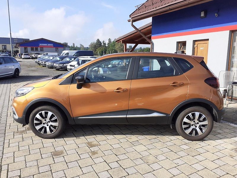 Renault Captur (2017) 1.2 TCe  87kW - fotka 6 z 33