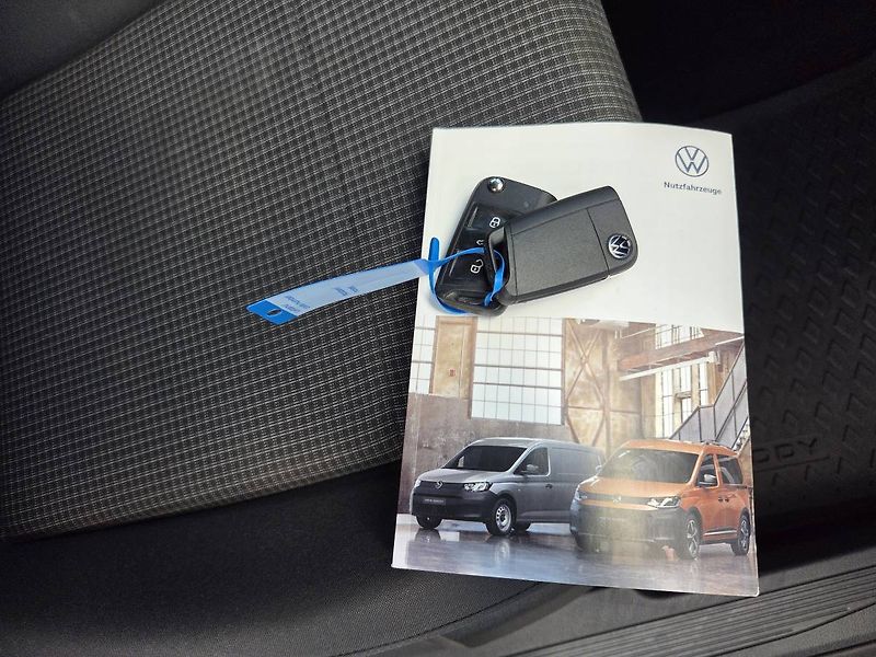 Volkswagen Caddy (2021) Maxi 2.0 TDI - fotka 33 z 33