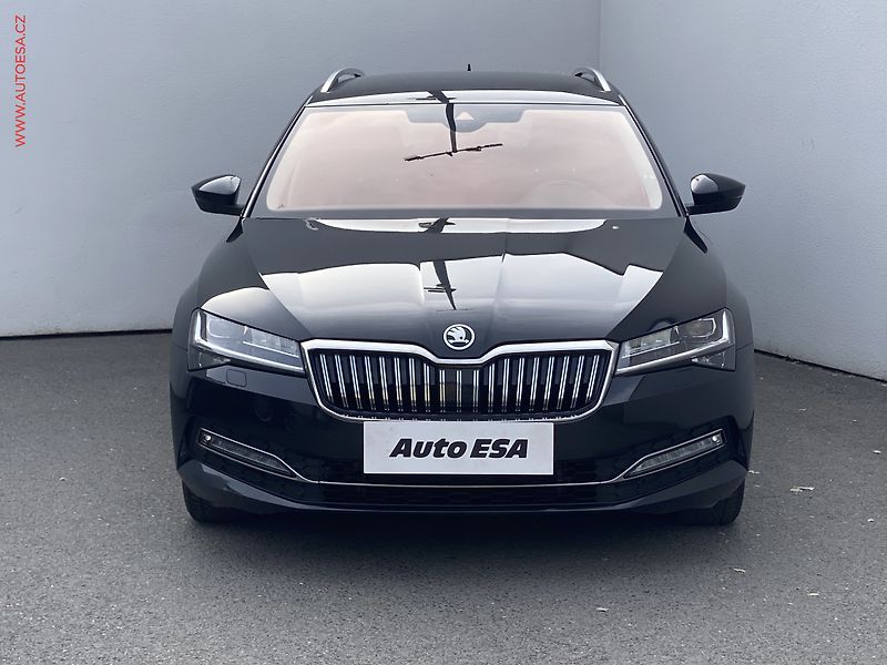 Škoda Superb (2020) 2.0 TDi, Style, LED, navi - fotka 2 z 18