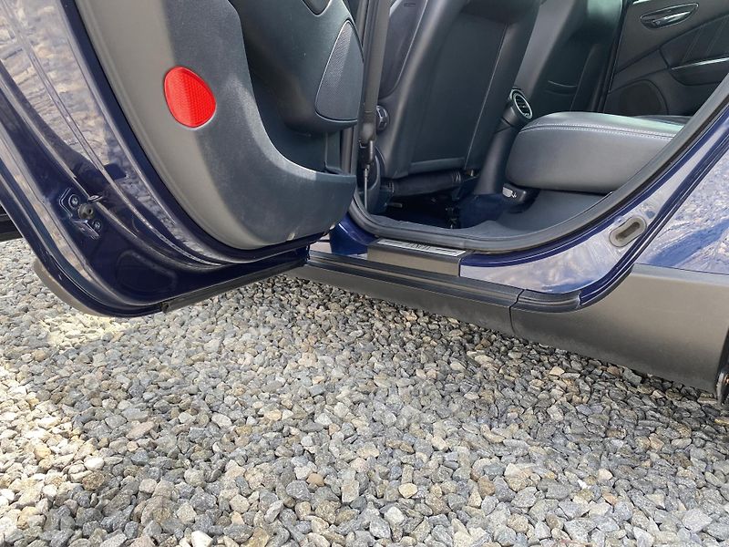 Lancia Delta 2.0JTD 165PS SPORT NAVI SERVIS - fotka 98 z 169