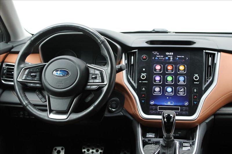 Subaru Outback 2.5i AWD / Touring / DPH / CZ - fotka 18 z 41