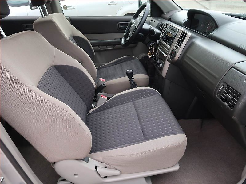 Nissan X-Trail (2005) 2.2 dCi, 4X4, nová STK, Tažné - fotka 9 z 15