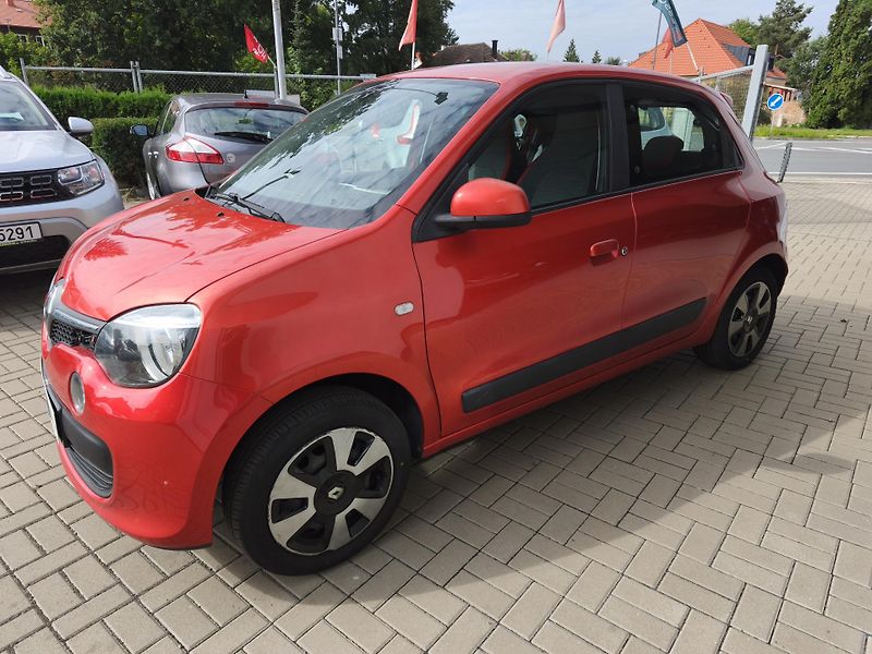 Renault Twingo (2016) III. Experience SCe 70  - fotka 6 z 29