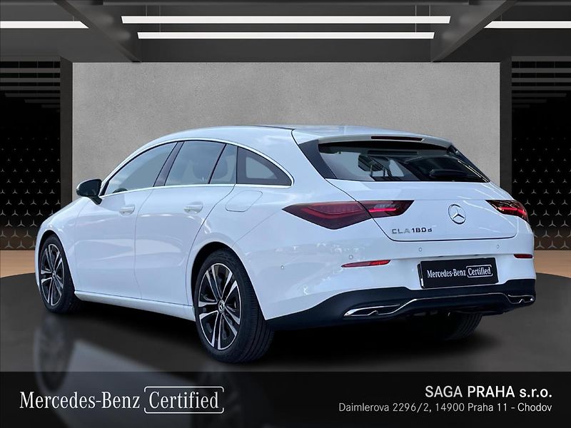 Mercedes-Benz CLA 180d Shooting Brake Progressiv - fotka 3 z 21
