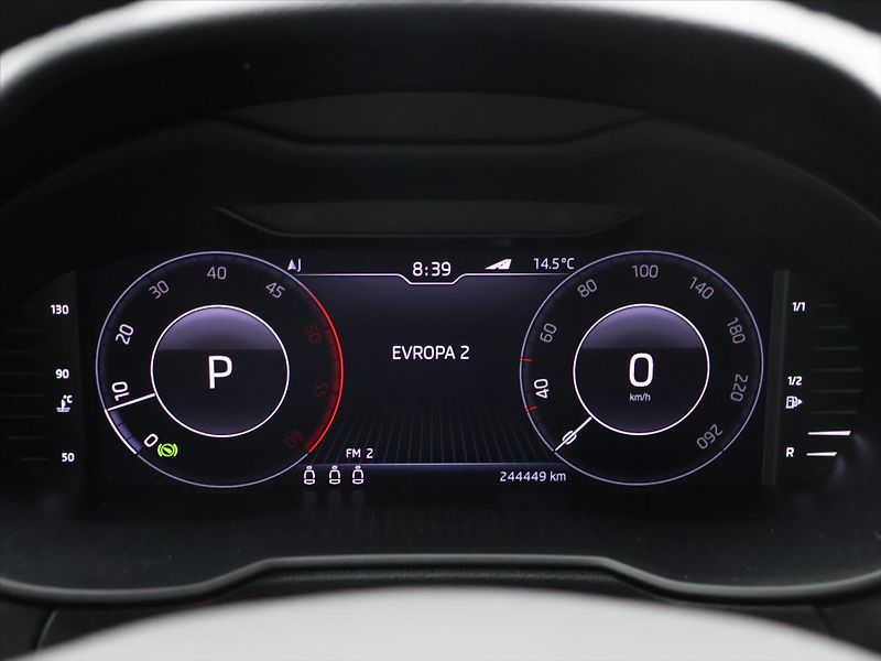 Škoda Octavia 2,0 TDI 110kW DSG Style Virtua - fotka 18 z 37