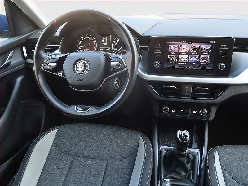 Škoda Kamiq (2021) Ambition 1.0 TSI, Tempomat - fotka 7 z 19