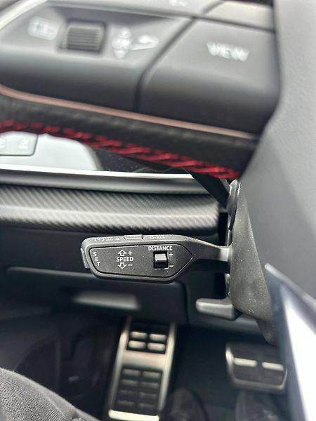 Audi Q7 (2024) S-LINE QUATTRO V ZÁRUCE 360 - fotka 19 z 39