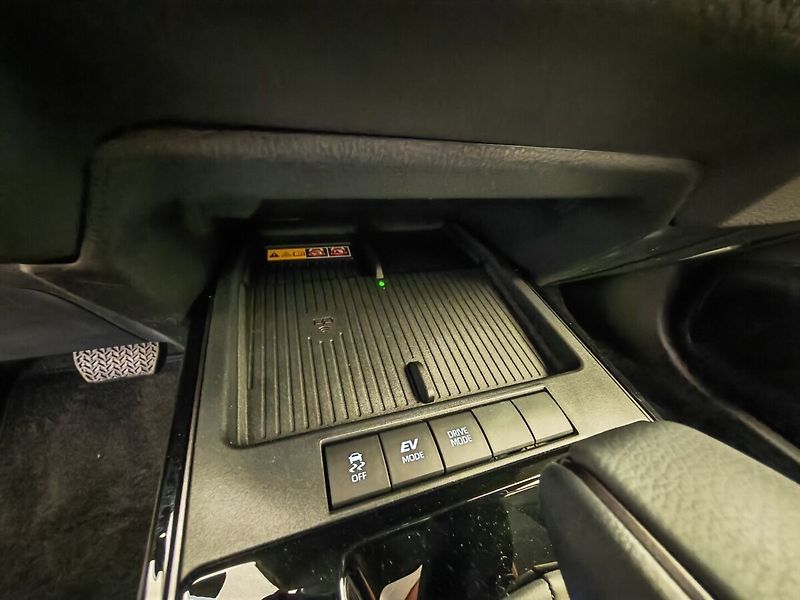Toyota Corolla Cross 2.0 Hybrid ( 178 k ) 4x4 GR SP - fotka 37 z 42