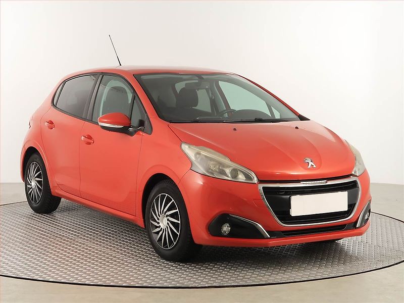 Peugeot 208 (2015) 1.2 PureTech, Tempomat - fotografie inzerátu