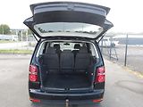 Volkswagen Touran 2,0TDi 103kW PĚKNÝ ! - náhled 13