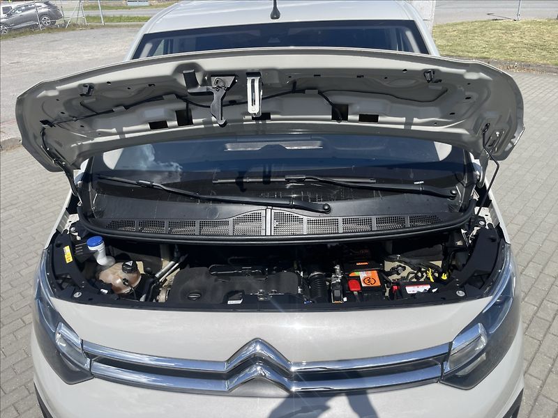 Citroën SpaceTourer 2,0 HDi 110kw Tažné 9mist CZau - fotka 22 z 33
