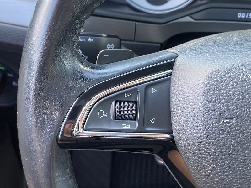 Škoda Superb 2.0TDi, DSG, 4x4, panorama - fotka 20 z 35