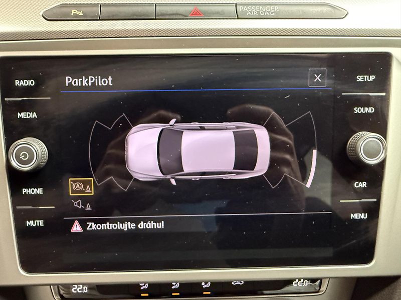Volkswagen Passat 1.4 TSI BMT Comfortline - fotka 8 z 13