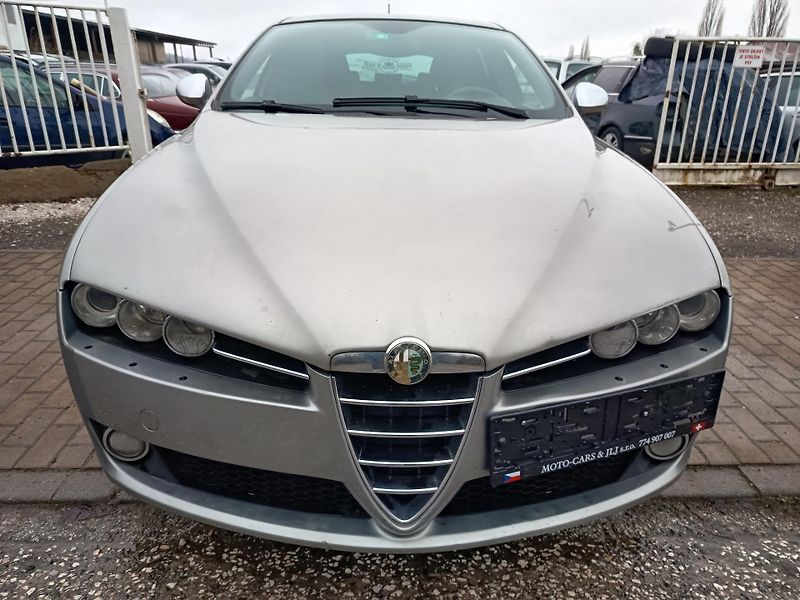Alfa Romeo 159 (2010) 2.4 JTD 154KW! - fotka 2 z 62