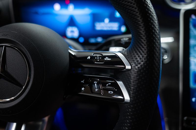 Mercedes-Benz GLC (2024) 220d 145KW 4x4 AMG 1ČR TAŽNÉ  - fotka 32 z 40