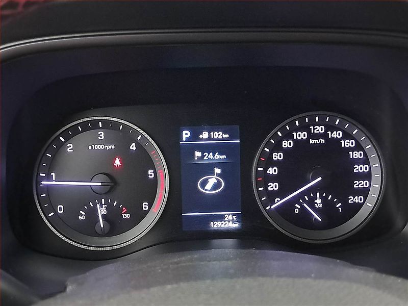 Hyundai Tucson (2020) N-Line 1.6 CRDi - fotka 11 z 22