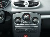 Renault Clio (2011) 1.2i, AC, temp - náhled 15