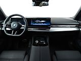 BMW Řada 5 550e xDrive - náhled 12