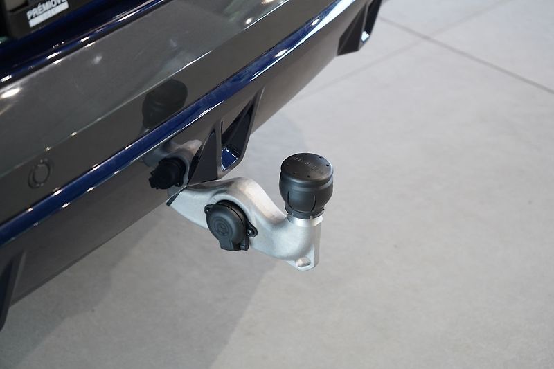 BMW X6 30d xDrive, Vzudch, Masáž - fotka 17 z 48