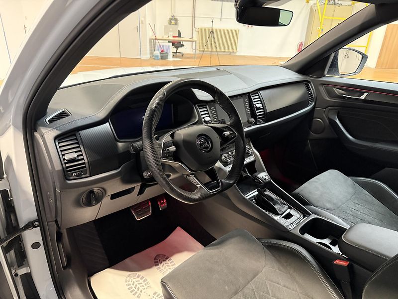 Škoda Kodiaq 2.0 TDI 147 kW Sportline 4x4 D - fotka 5 z 15