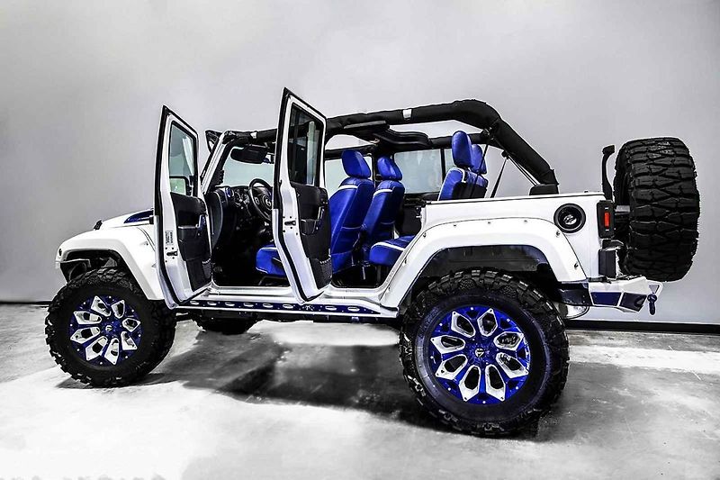 Jeep Wrangler v úpravě Voltron.