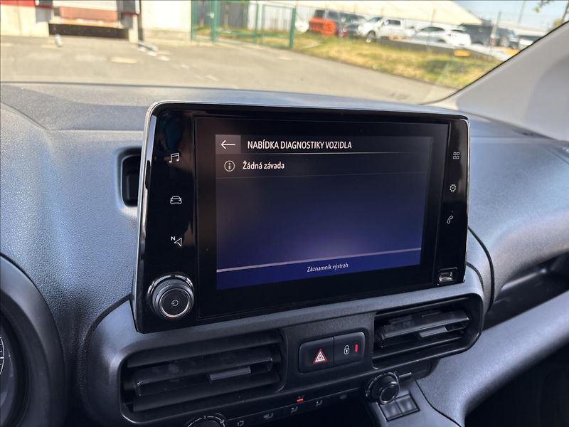 Opel Combo 1,5 CDTI 96kW L2 - fotka 33 z 37