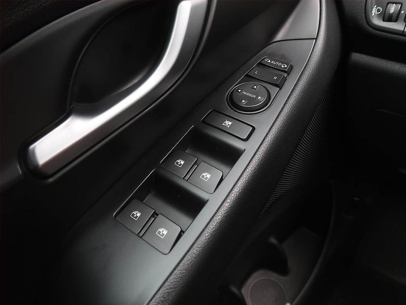 Hyundai i30 (2019) 1.4 CVVT, Tempomat - fotka 16 z 17