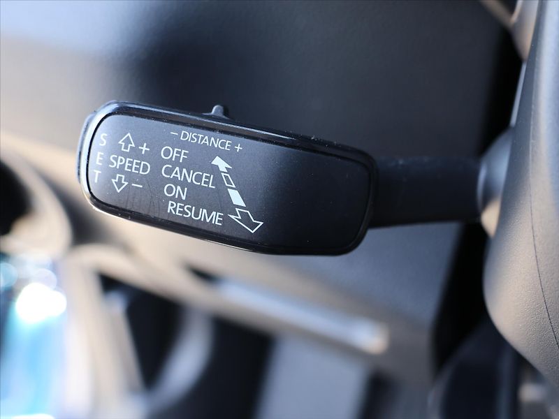 Škoda Karoq 2,0 TDI LED Navi CZ DPH 1.Maj - fotka 18 z 32