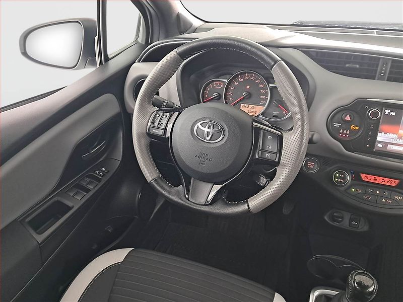 Toyota Yaris (2017) 1.33 Dual VVT-i, ČR,1.maj - fotka 7 z 17