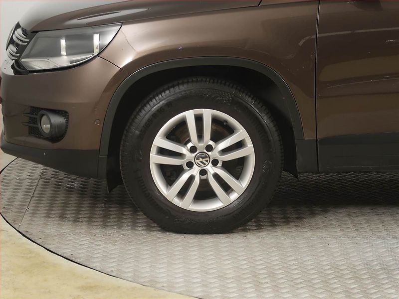 Volkswagen Tiguan (2015) 2.0 TDI, ČR,1.maj, Tempomat - fotka 14 z 17