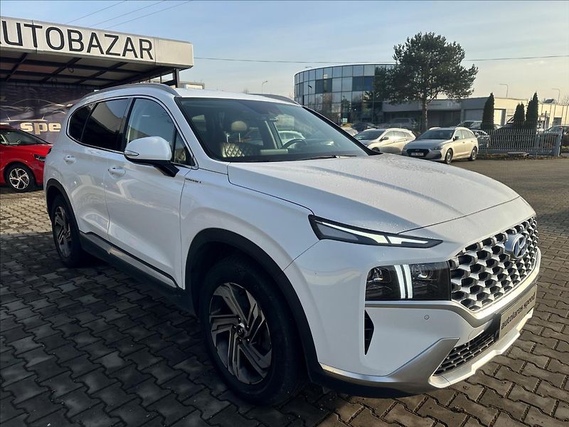Hyundai Santa Fe 2,2 CRDI 4WD DCT SMART TECHNOL - fotka 9 z 34