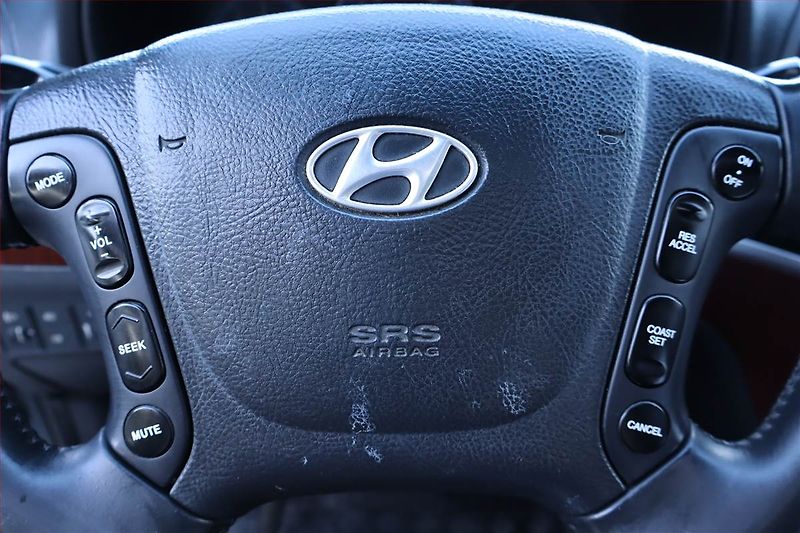 Hyundai Santa Fe (2007) 2.2 CRDi, 4X4, Serv.kniha - fotka 17 z 20