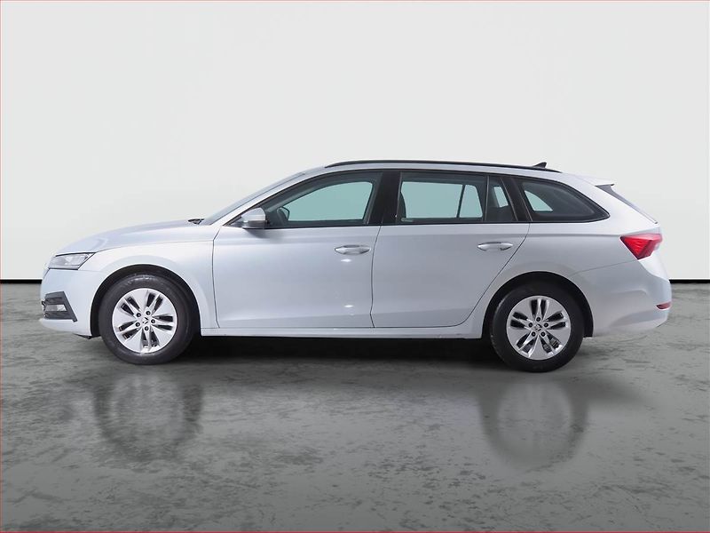 Škoda Octavia (2022) Ambition 2.0 TDI, ČR,1.maj - fotka 3 z 15