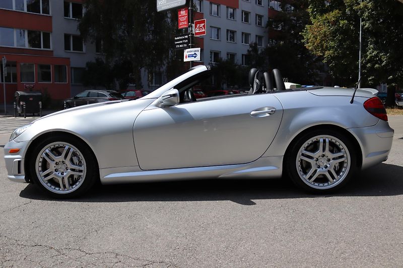 Mercedes-Benz SLK 55 AMG - fotka 26 z 50