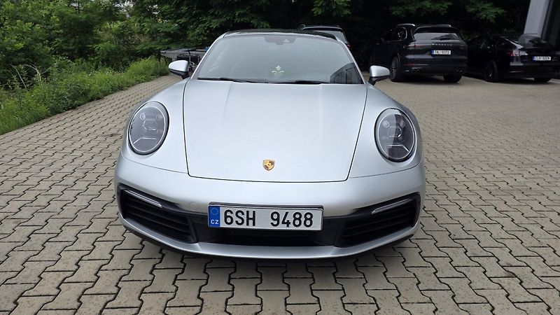 Porsche 911 (2022) S plný servis - fotka 3 z 18