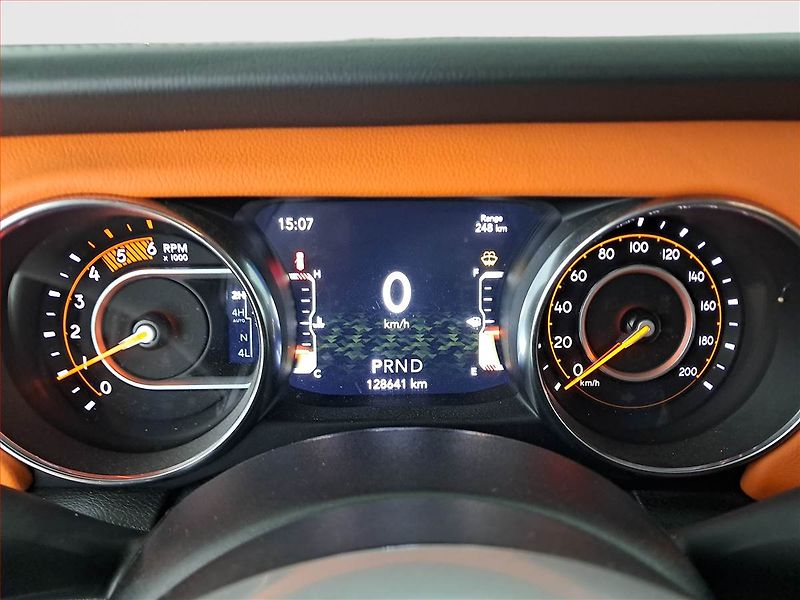 Jeep Wrangler (2019) 2.2 MultiJet - fotka 11 z 26