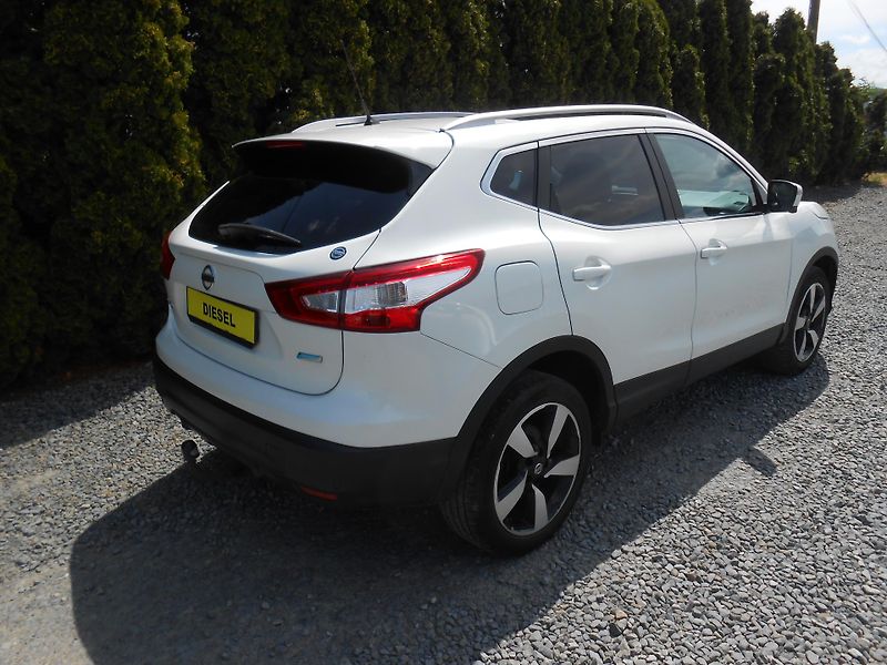 Nissan Qashqai 1.5DCi,LED,KAMERA,PANORAMA - fotka 6 z 49