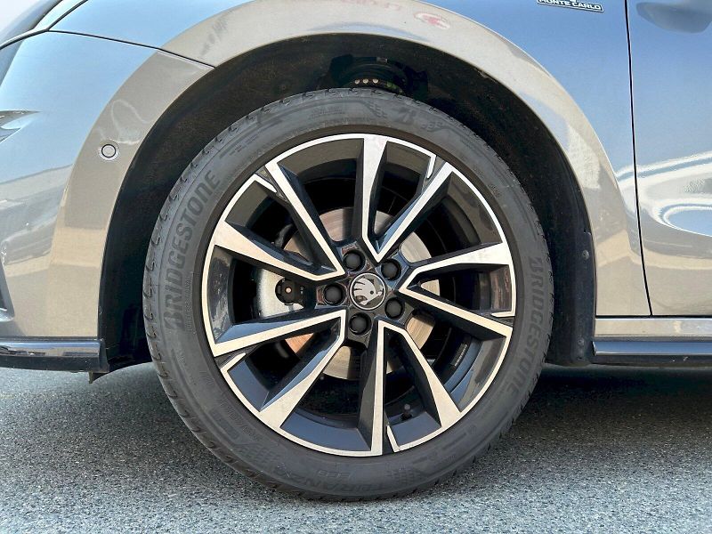Škoda Fabia (2025) Monte Carlo 1.0 TSI 85 kW - fotka 11 z 32