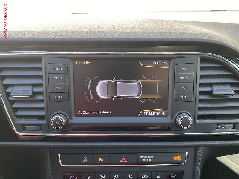 Seat Leon (2016) 1.4 TSi, Style, LED, šíbr, - fotka 18 z 19