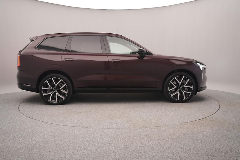 Volvo EX90 (2026) PURE ELECTRIC TWIN ULTRA 7míst - fotka 13 z 27